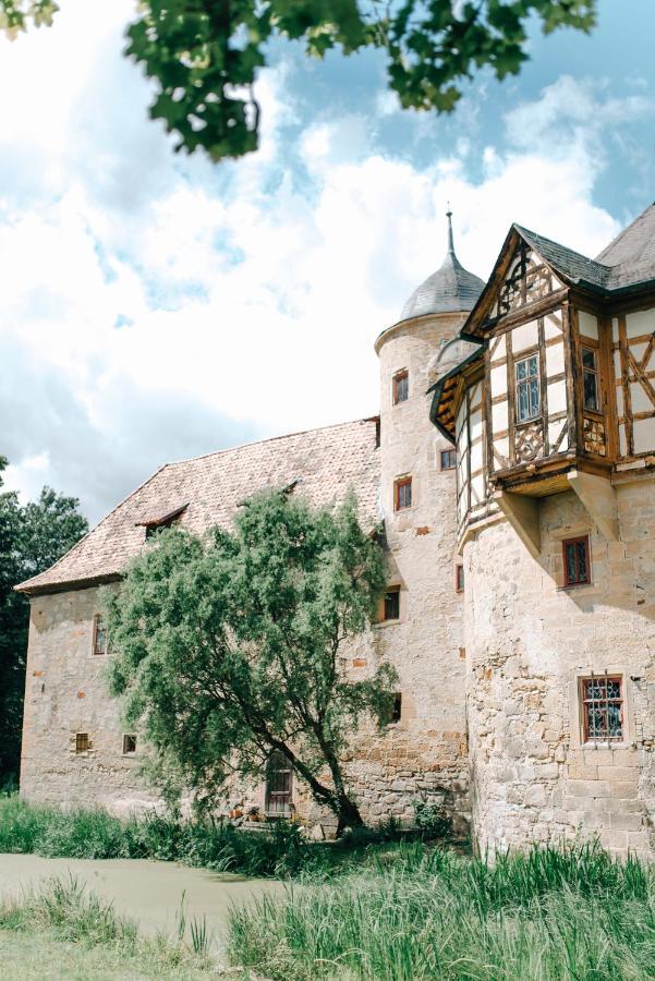 Urlaub Im Wasserschloss Irmelshausen Holiday home Hochheim