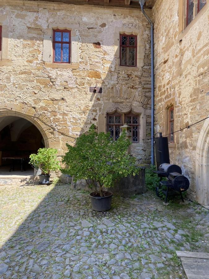 Urlaub Im Wasserschloss Irmelshausen Hochheim