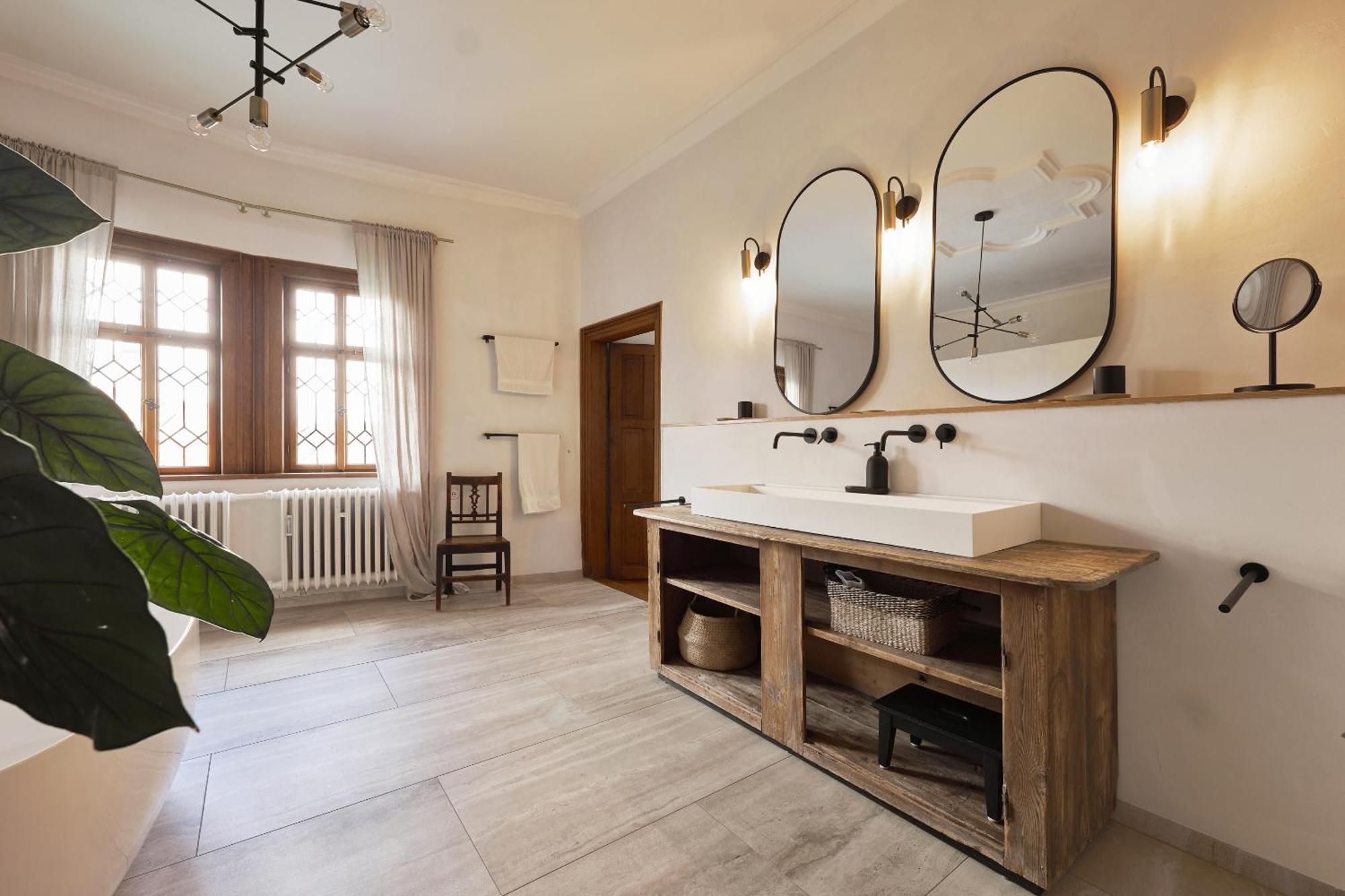 Holiday home Urlaub Im Wasserschloss Irmelshausen